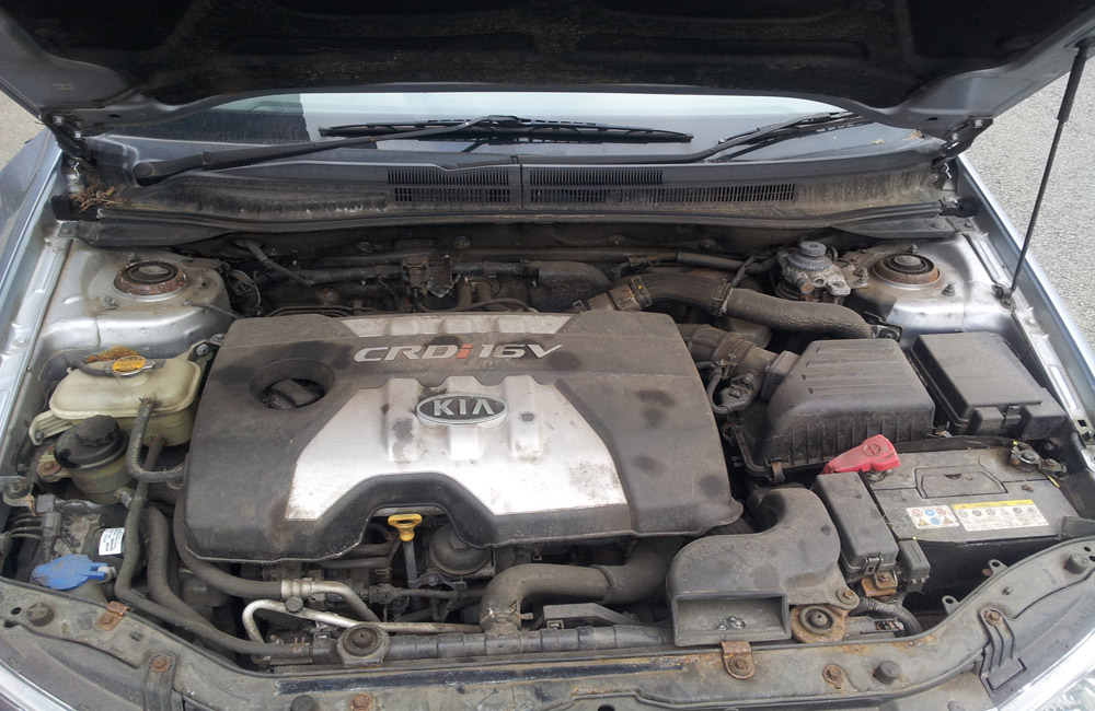 Kia Cerato LX CRDI Engine diesel